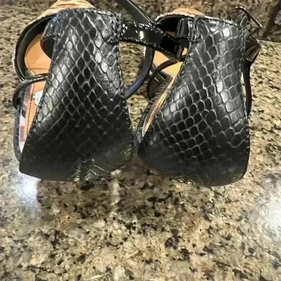 Donald J Pliner Slingback Heels size 11 - Picture 4 of 4